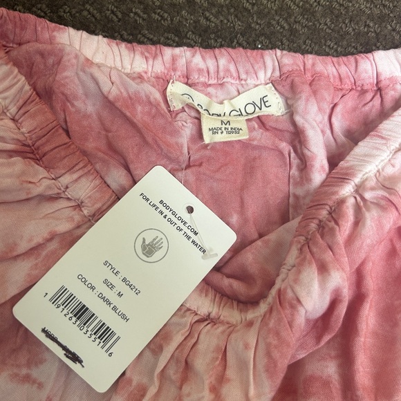 Pink Tie-Dye Shorts and Top with Tassels - Picture 4 of 4